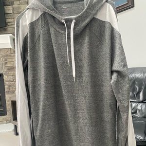 Mens Large Hoodie with two holes for thumbs to go through